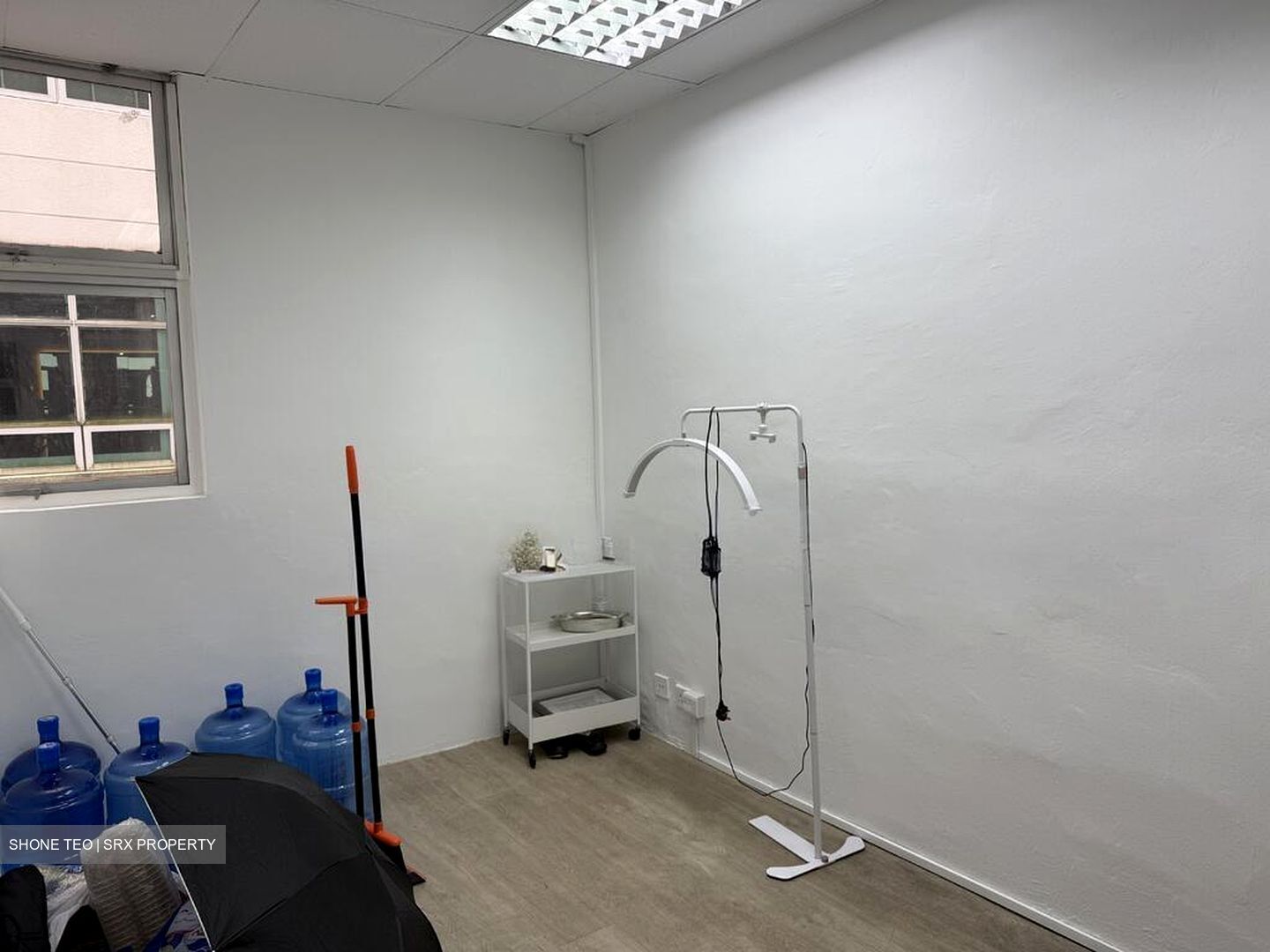 North Bridge Centre (D7), Office #518865211